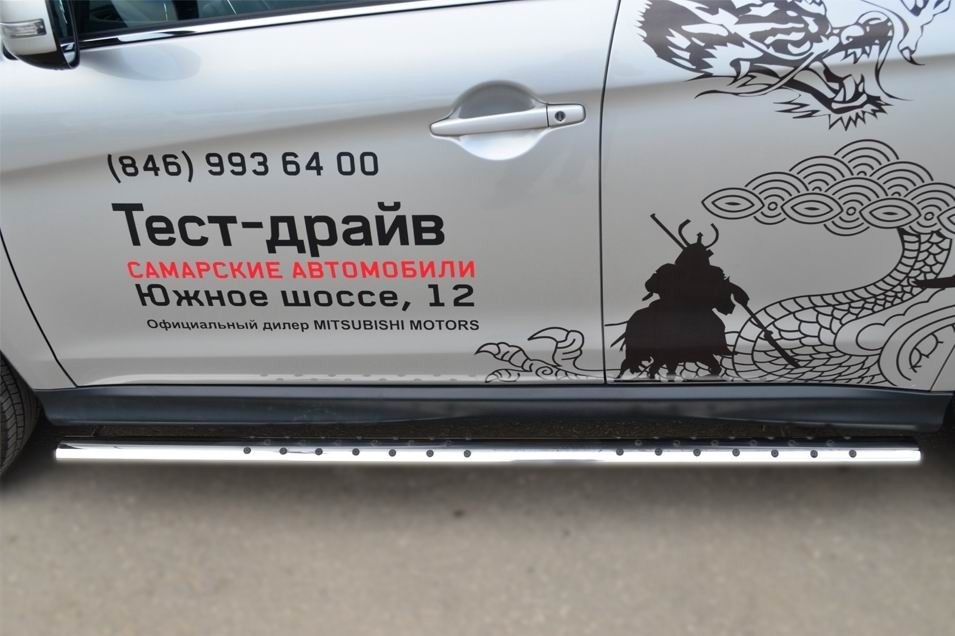 Руссталь MASO-001326 пороги труба d75*42 овал с проступью на Mitsubishi ASX 2012-