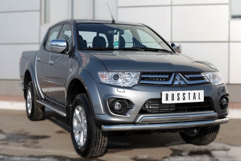 Руссталь MLO-002041 пороги труба 120х60 овал с проступью на Mitsubishi L200 2014-