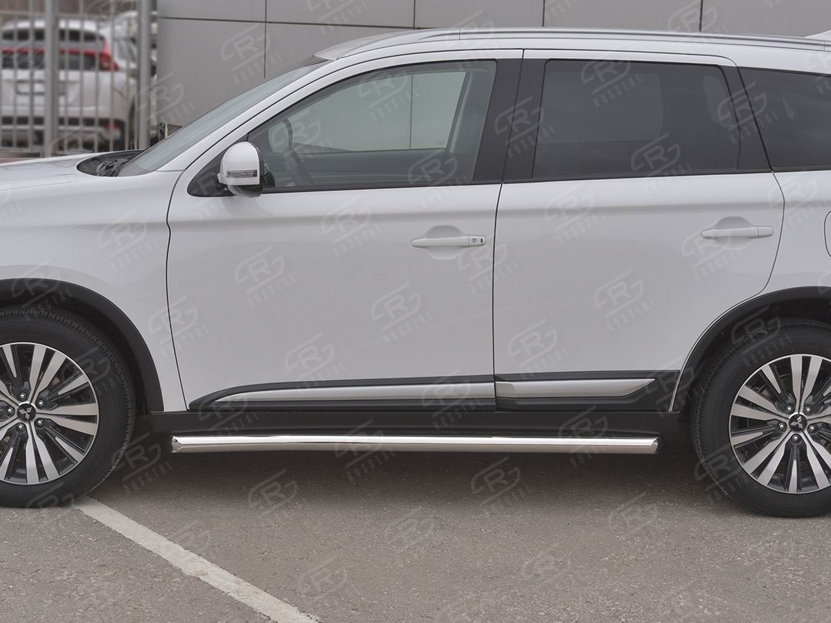 Руссталь MOT-0032081 пороги труба d63 (со скошенными торцами) на Mitsubishi Outlander 2018-