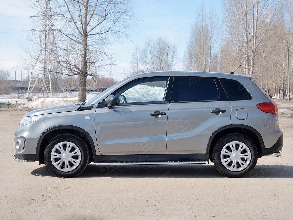 Руссталь SVO-002641 пороги труба 75х42 овал с проступью на Suzuki Vitara 2015-