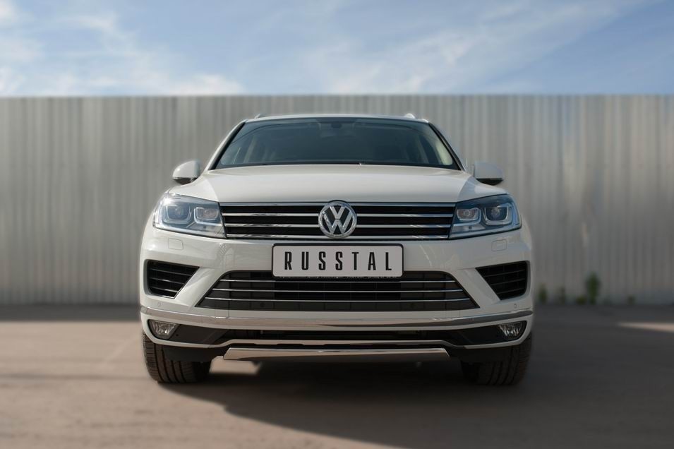 Руссталь VWTZ-002126 защита переднего бампера d75х42 (дуга) короткая на Volkswagen Touareg 2014-