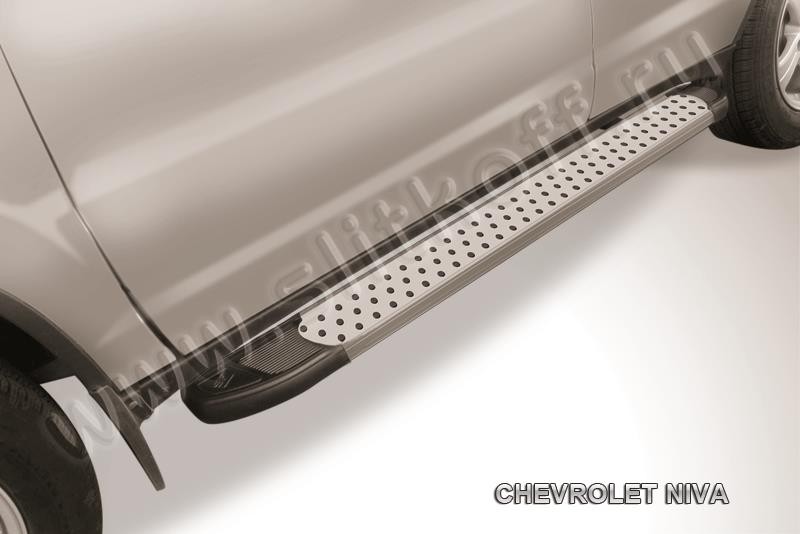 Slitkoff AL-CHNB005 пороги алюминиевые "Standart Silver" Chevrolet Niva (Bertone)