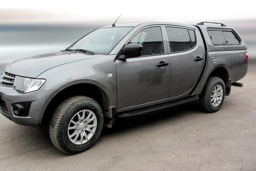 Slitkoff AL-ML-001 пороги алюминиевые "Optima Black" 1800 черные Mitsubishi L-200 Triton