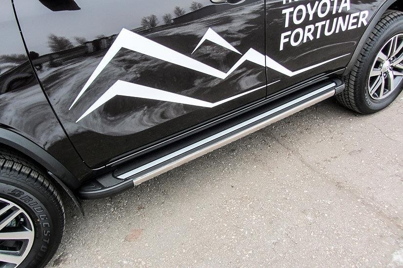 Slitkoff AL-TFOR-003 пороги алюминиевые "Luxe Black" 1800 черные Toyota Fortuner (2017)