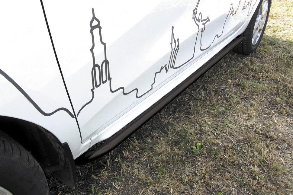 Slitkoff LadXR009B защита порогов d42 труба с гибами черная Lada XRay