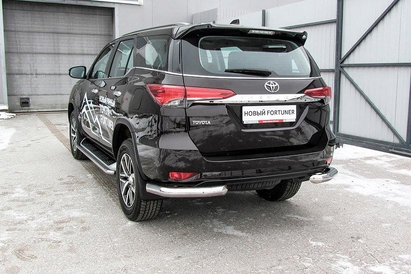 Slitkoff TFOR-009 защита заднего бампера уголки d76 Toyota Fortuner (2017)