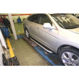 Can Otomotiv HOCT.47.1038 пороги алюминиевые (Alyans) Honda Crosstour (2010-) (нагр. до 40 кг.)