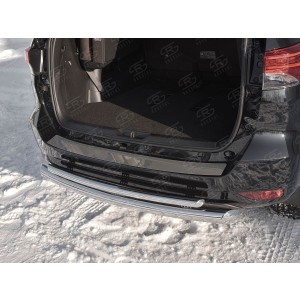 Руссталь TFN-002895 накладка на задний бампер (лист нерж зеркальный) на Toyota Fortuner 2017-
